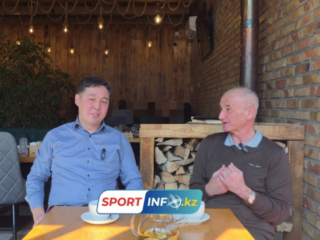 Алтай Даумов о национальной сборной, зарплатах детских тренеров, Конгрессе УЕФА и женском футболе Алтай Даумов о национальной сборной, зарплатах детских тренеров, Конгрессе УЕФА и женском футболе