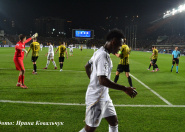 Физиотерапевт Винисиуса проверяет интимный крем его девушки на допинг Физиотерапевт Винисиуса проверяет интимный крем его девушки на допинг