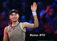Елена Рыбакина с победы стартовала на Ролан Гаррос Елена Рыбакина с победы стартовала на Ролан Гаррос